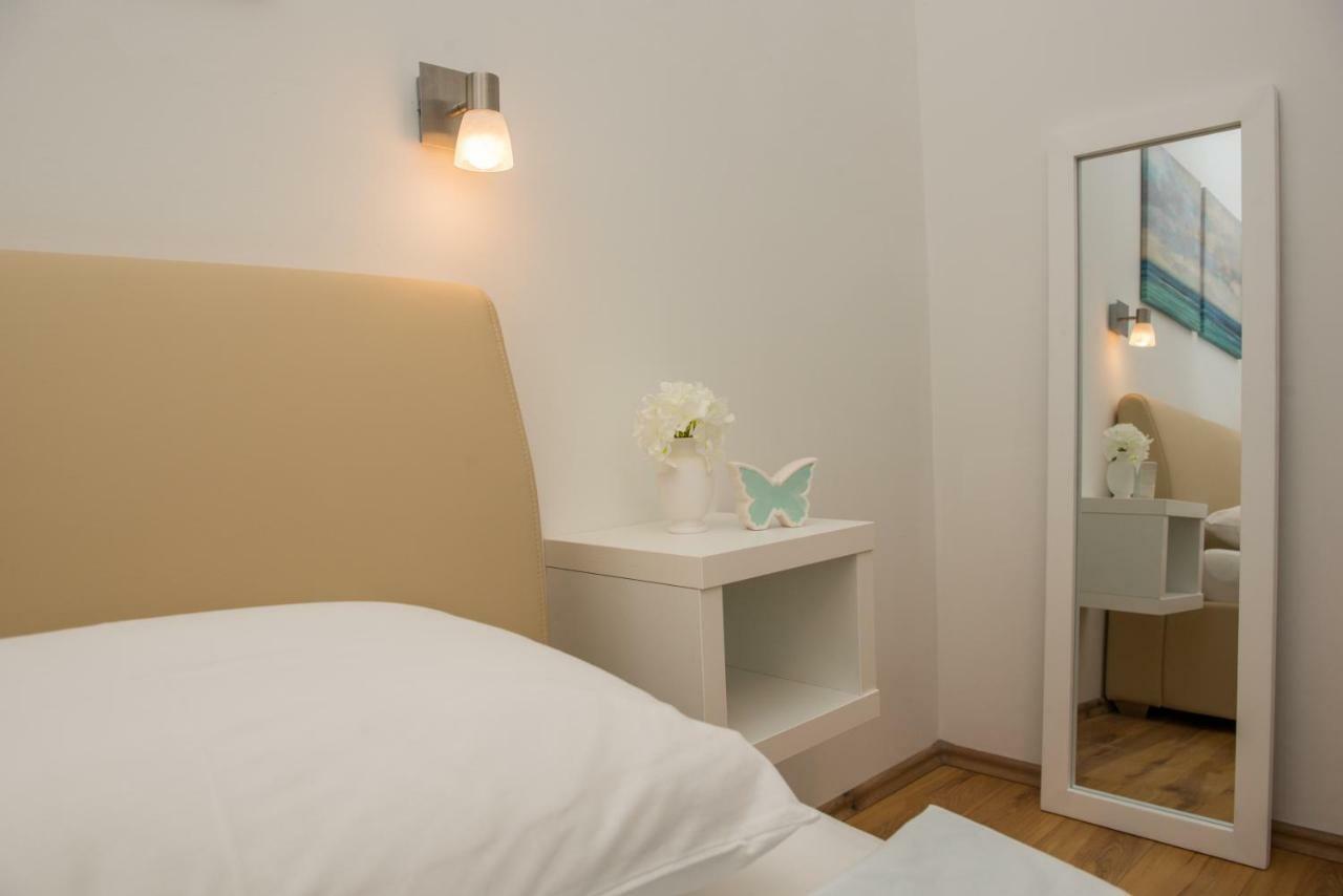 Apartment Prominac Zadar Buitenkant foto